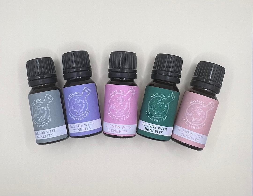 Aromatherapy essential oil refreshing blend. Cleansing and purifying in the air. Uplifting on the spirit.
