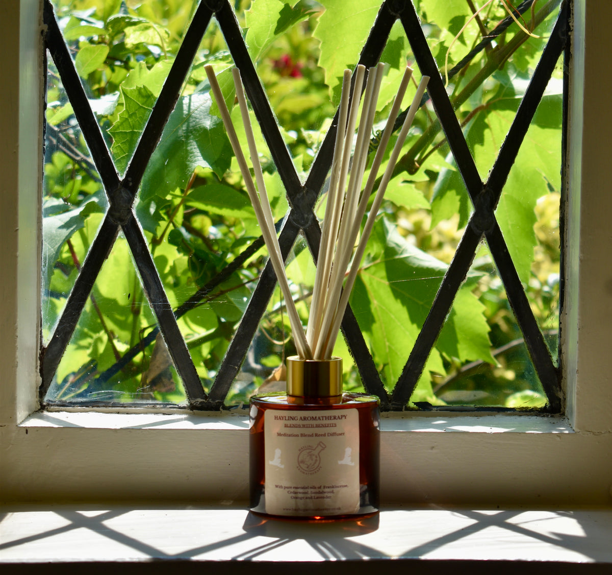 Meditation Blend Aromatherapy Reed Diffuser - with essential oils of Frankincense, Cedarwood, Sandalwood, Orange and Lavender. Relaxing, Grounding and Calming. 100ml.
