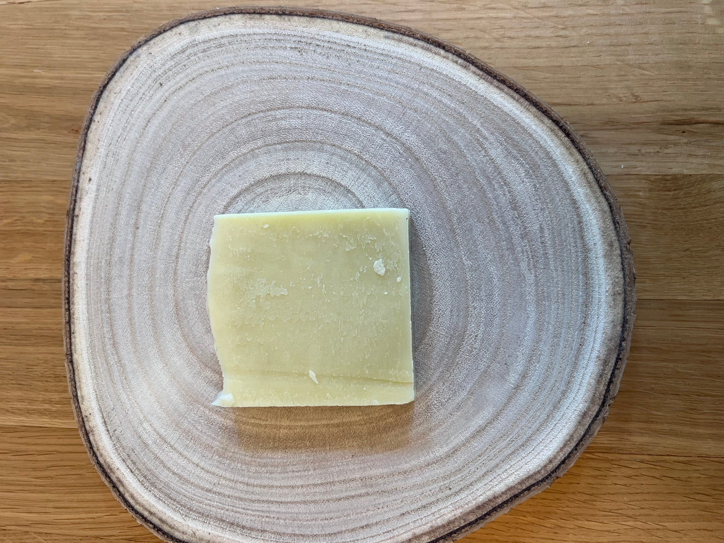 Luxury Handcrafted Aromatherapy Soap - The Energising Blend. With essential oils of Peppermint, Grapefruit, Rosemary and Tea Tree.