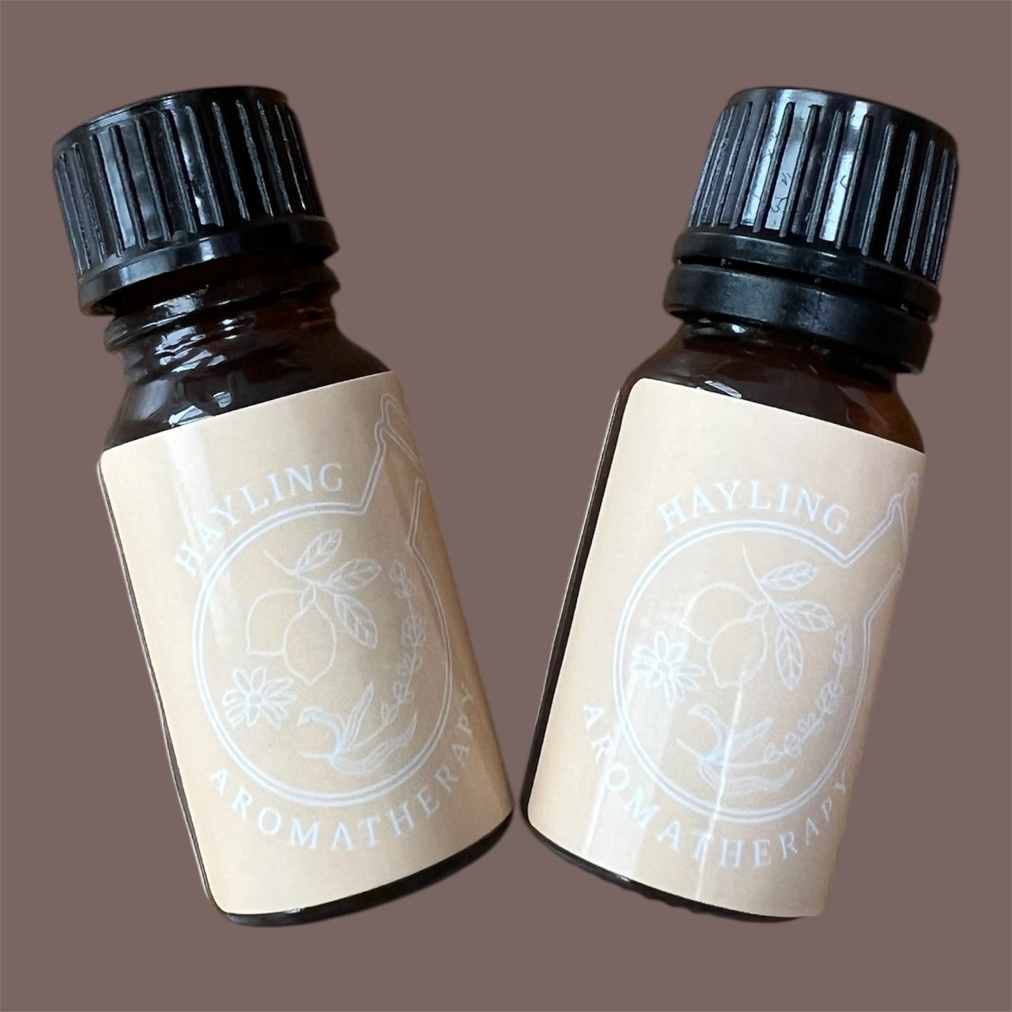 Aromatherapy essential oil blend to support the digestive system. With essential oils of Copaiba, Peppermint, Ginger, Fennel, Lavender, Chamomile & Clary Sage. 10ml.