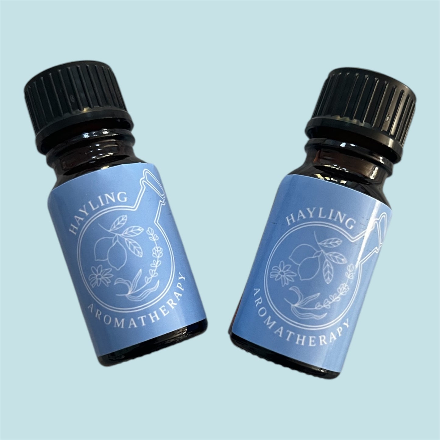 Aromatherapy essential oil blend for menopause support. With reviving and balancing oils of rose, geranium, bergamot, frankincense, ylang ylang and clary sage.